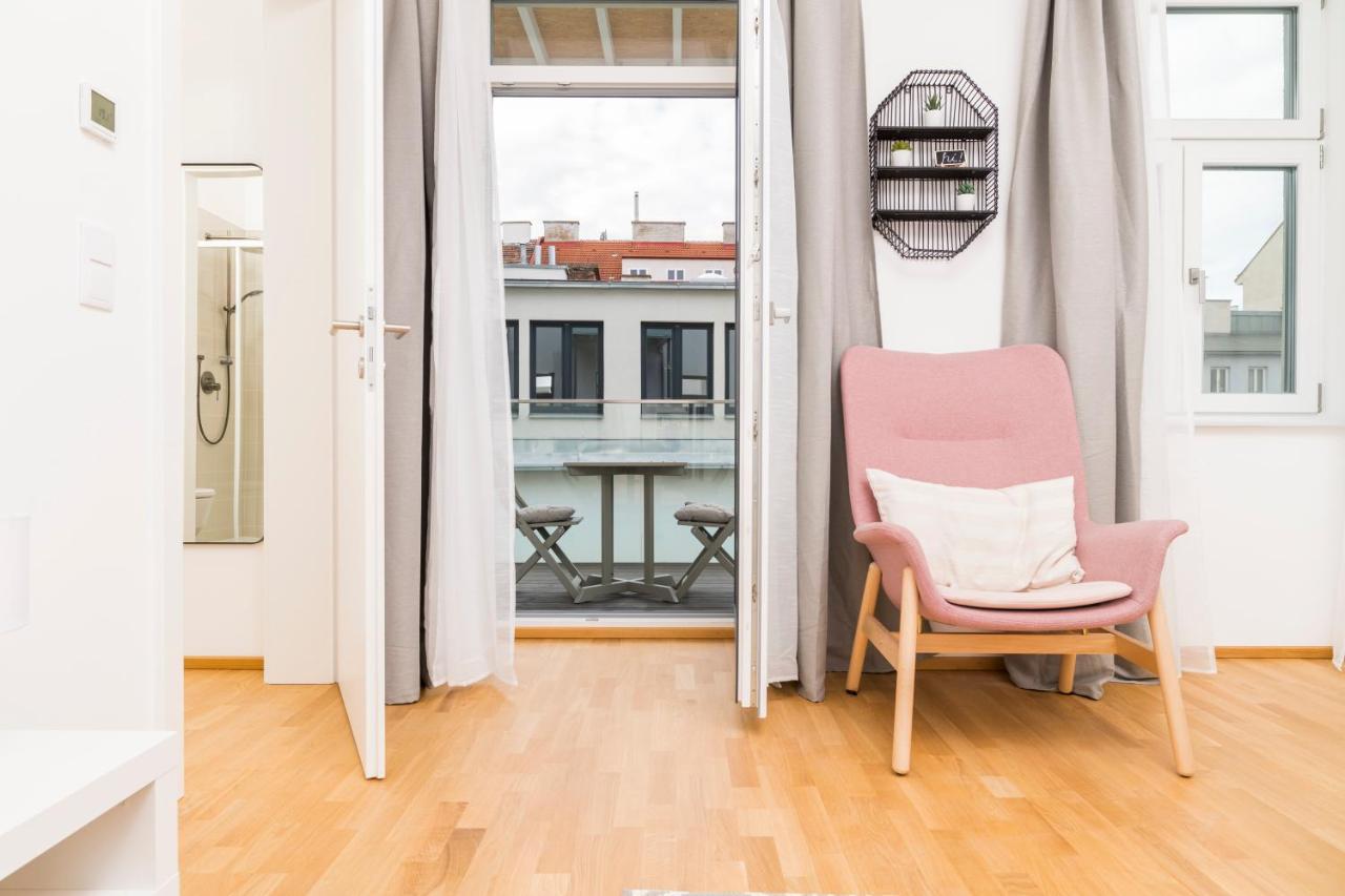 Cozy Siebenbrunn By Ichbucheat Wien