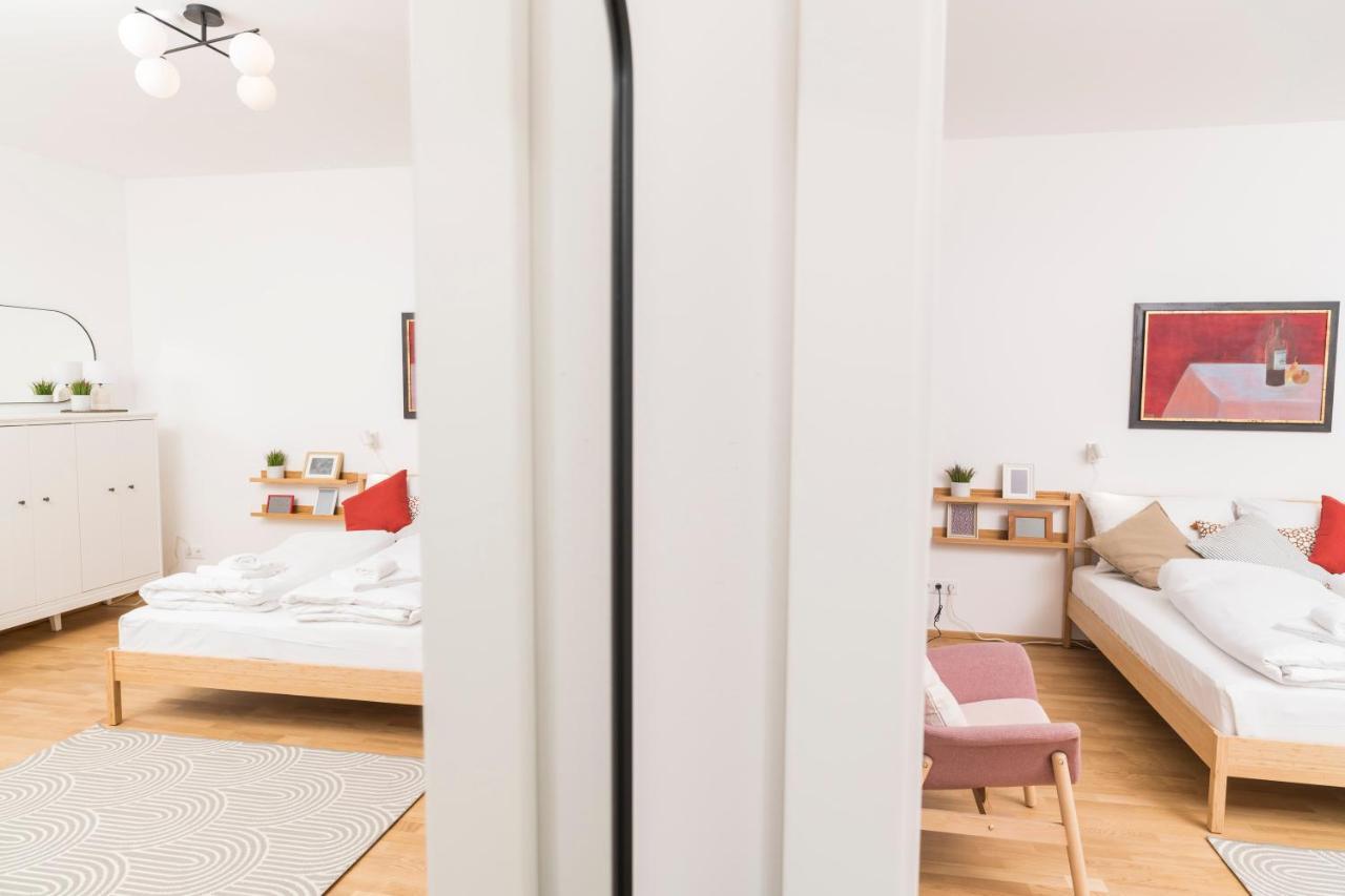 Apartment Cozy Siebenbrunn By Ichbucheat Wien