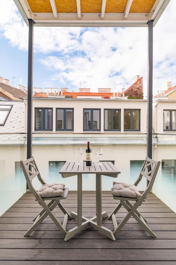 Cozy Siebenbrunn By Ichbucheat Apartment